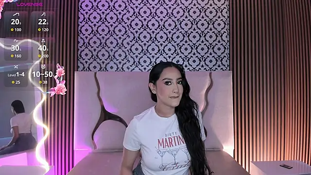 BEELLA TAY1 online show from December 2025 12:42:02 PM