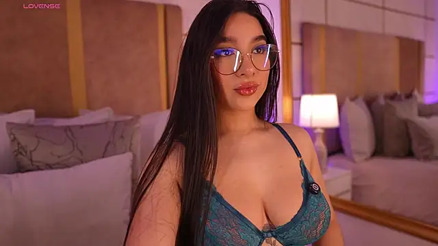 lyrabellini online show from June 2026 10:53:01 AM