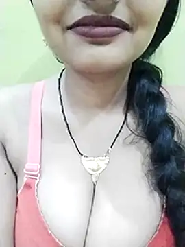 kiara-simmi online show from November 2025 01:48:02 PM