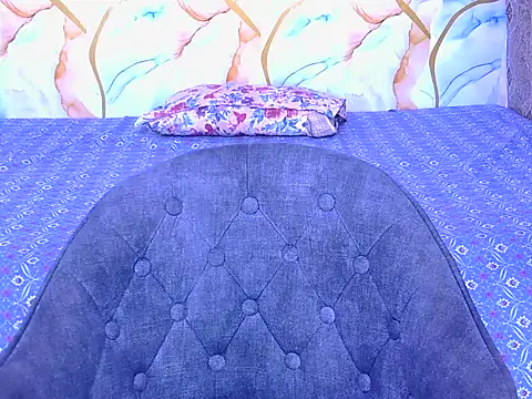 hii tanisha online show from April 2026 03:41:01 PM