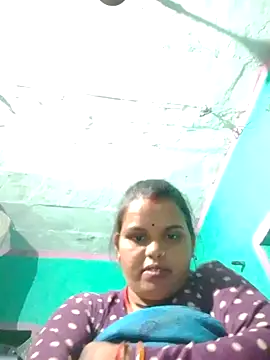 Monika cuty online show from October 2025 03:35:02 PM