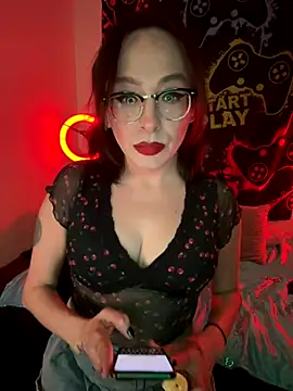 MiniMonroe online show from October 2025 10:58:01 AM