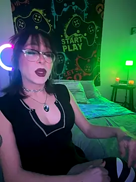 MiniMonroe online show from October 2025 05:53:02 AM