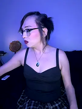 MiniMonroe online show from November 2025 09:58:01 AM