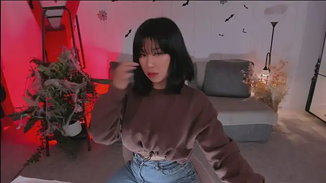 Erika Kim online show from October 2025 05:52:02 AM