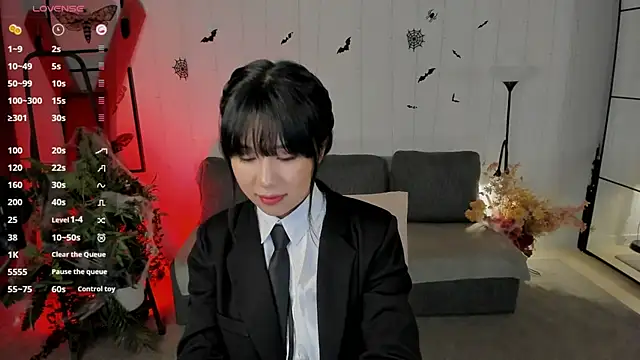 Erika Kim online show from October 2025 06:44:02 AM