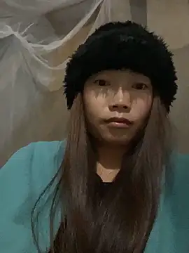 Snapshot of Maymay__ chatting on November 2025 05:57:01 PM Maymay online show from November 2025 05:57:01 PM