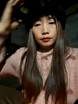 Snapshot of Maymay__ chatting on November 2025 09:53:01 AM Maymay online show from November 2025 09:53:01 AM