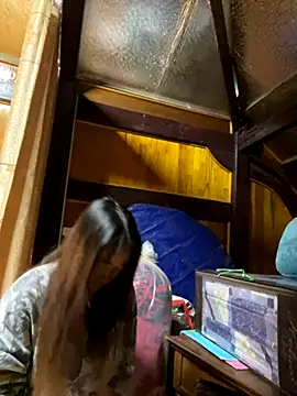 Snapshot of Maymay__ chatting on October 2025 03:38:02 AM Maymay online show from October 2025 03:38:02 AM