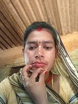 Snapshot of Sunakshi_sh chatting on October 2025 06:37:02 AM Sunakshi sh online show from October 2025 06:37:02 AM