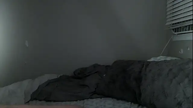 bandrews4795 online show from November 2025 07:29:01 AM