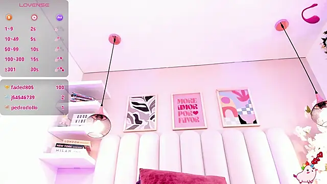 Snapshot of Isabella__gonzalez_ chatting on November 2025 09:42:01 AM Isabella gonzalez online show from November 2025 09:42:01 AM