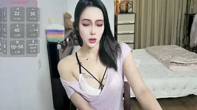 XIAOJIEBB-2025 online show from October 2025 09:59:01 PM
