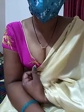 Snapshot of Best_Kannada_Couple chatting on October 2025 05:35:02 PM Best Kannada Couple online show from October 2025 05:35:02 PM