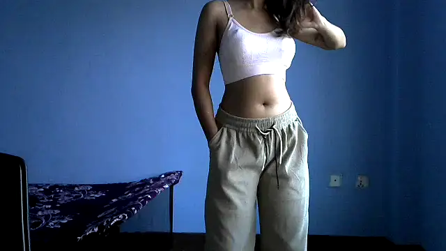 Snapshot of sanskari_girl chatting on October 2025 12:58:01 AM sanskari girl online show from October 2025 12:58:01 AM