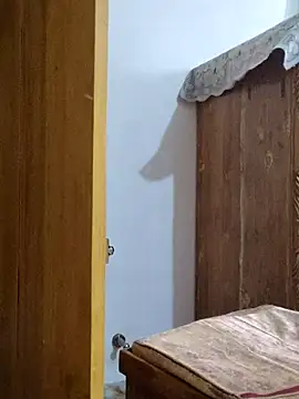 Tanha18 online show from December 2025 06:56:02 AM