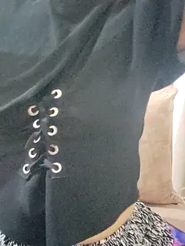 Tanha18 online show from February 2026 12:27:01 PM