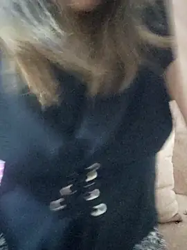 Tanha18 online show from February 2026 04:30:02 PM