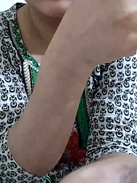 Tanha18 online show from December 2025 05:30:02 AM