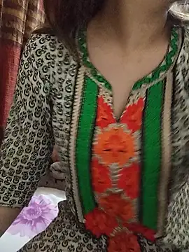 Tanha18 online show from May 2026 01:22:01 PM