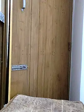 Tanha18 online show from December 2025 12:44:02 PM