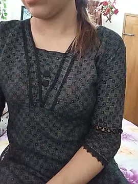 Tanha18 online show from May 2026 04:31:01 AM