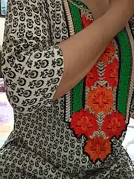 Tanha18 online show from May 2026 03:47:01 AM