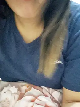 Tanha18 online show from November 2025 07:25:02 PM