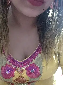 Tanha18 online show from January 2026 12:17:01 AM