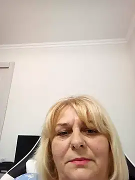 Snapshot of LadaDear7734 chatting on October 2025 07:37:02 PM LadaDear7734 online show from October 2025 07:37:02 PM