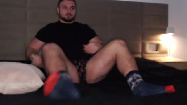 Snapshot of BriannSmith chatting on December 2025 10:06:01 AM BriannSmith online show from December 2025 10:06:01 AM