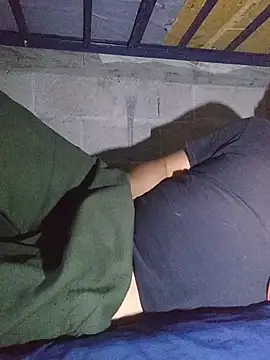 axel-spr online show from November 2025 04:06:02 AM