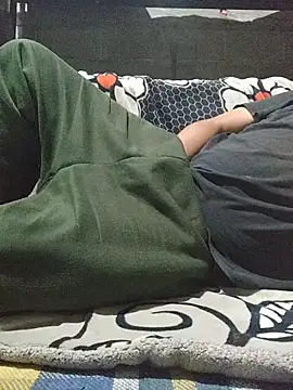 axel-spr online show from November 2025 04:28:01 AM