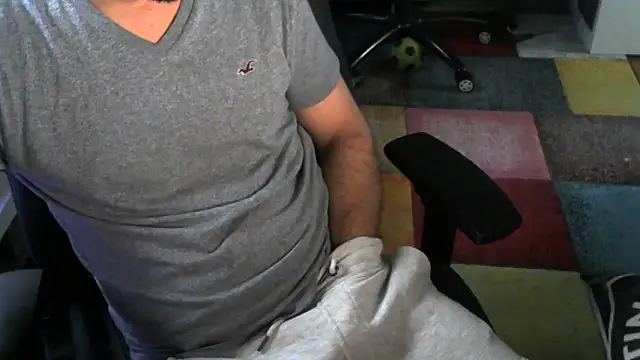 Snapshot of AlexGogo23 chatting on October 2025 08:26:02 AM AlexGogo23 online show from October 2025 08:26:02 AM