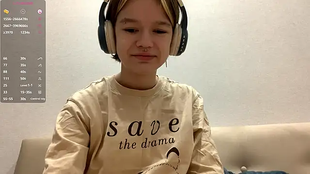 LorRebak online show from December 2025 01:37:02 PM