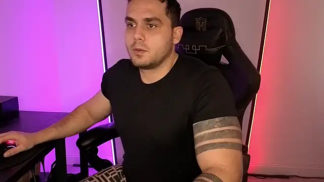 Danielbateson online show from January 2026 01:06:01 PM