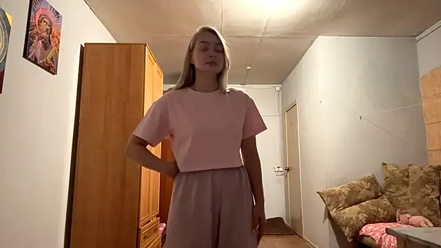 TeresaGrigg online show from October 2025 12:17:02 PM