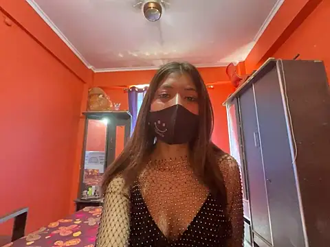 HOT HONEY10 online show from April 2026 04:30:01 AM
