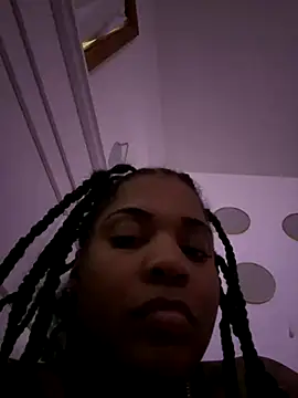 dollfacee7 online show from October 2025 10:18:02 PM
