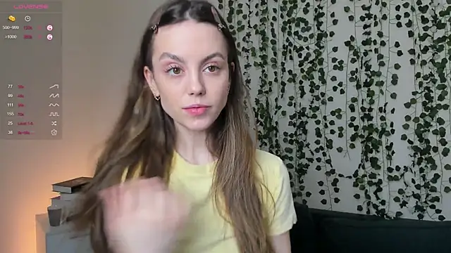 sweet and flirt online show from November 2025 06:45:02 AM