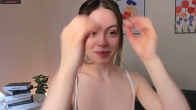 sweet and flirt online show from January 2026 06:42:01 AM