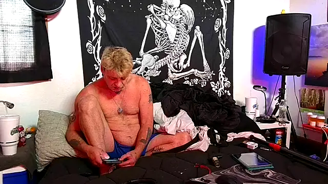 whitehole4bbc252 online show from April 2026 08:37:02 PM