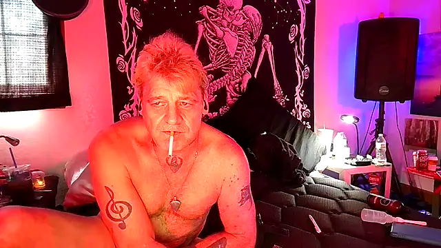 whitehole4bbc252 online show from April 2026 05:52:01 PM