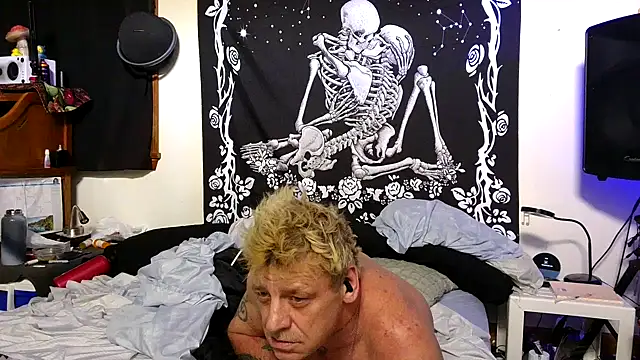 whitehole4bbc252 online show from March 2026 06:22:01 AM