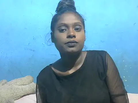 Indiansmiley01 online show from January 2026 04:46:02 PM
