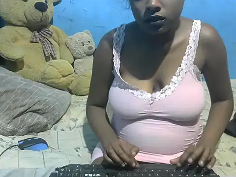 Snapshot of Indiansmiley01 chatting on November 2025 05:13:02 PM Indiansmiley01 online show from November 2025 05:13:02 PM