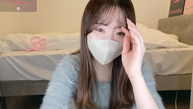 Snapshot of yura_ra_ra chatting on May 2026 01:15:02 PM yura ra ra online show from May 2026 01:15:02 PM