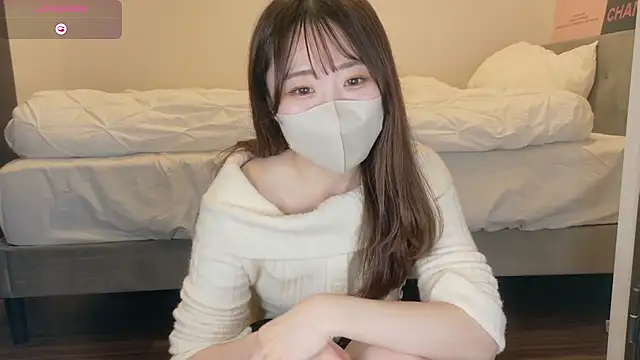 Snapshot of yura_ra_ra chatting on April 2026 01:13:02 PM yura ra ra online show from April 2026 01:13:02 PM
