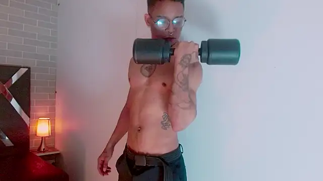 Jayden Morris online show from April 2026 03:33:01 AM