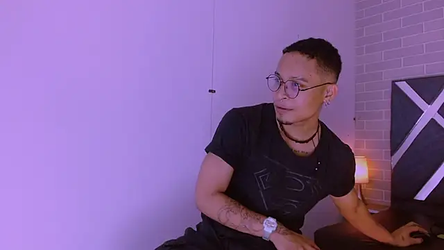 Jayden Morris online show from March 2026 06:59:02 PM